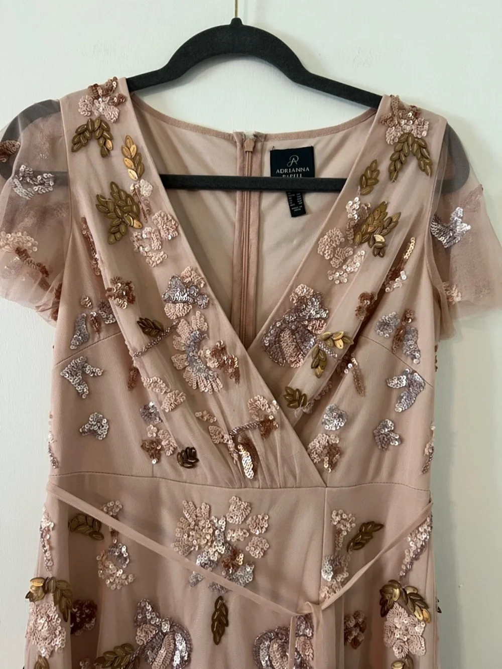 Adrianna Papell Blush Pink Sequin Floral Midi Dress size 6P (Z105) - Picture 3 of 14